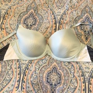 VS Pink Wear Everywhere Lightly Lined